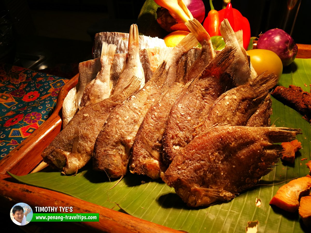 Kampung Buffet, Golden Sands Resort by Shangri-La Penang