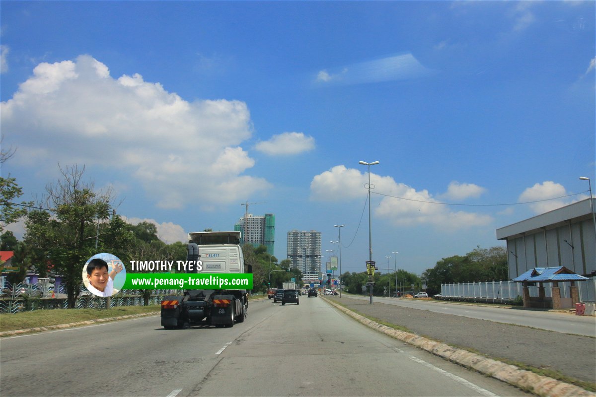 Jalan Bukit Tengah