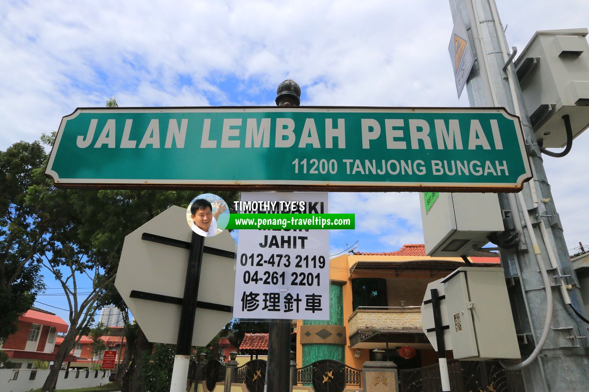 Jalan Lembah Permai roadsign