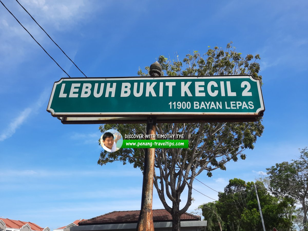 Lebuh Bukit Kecil 2 roadsign