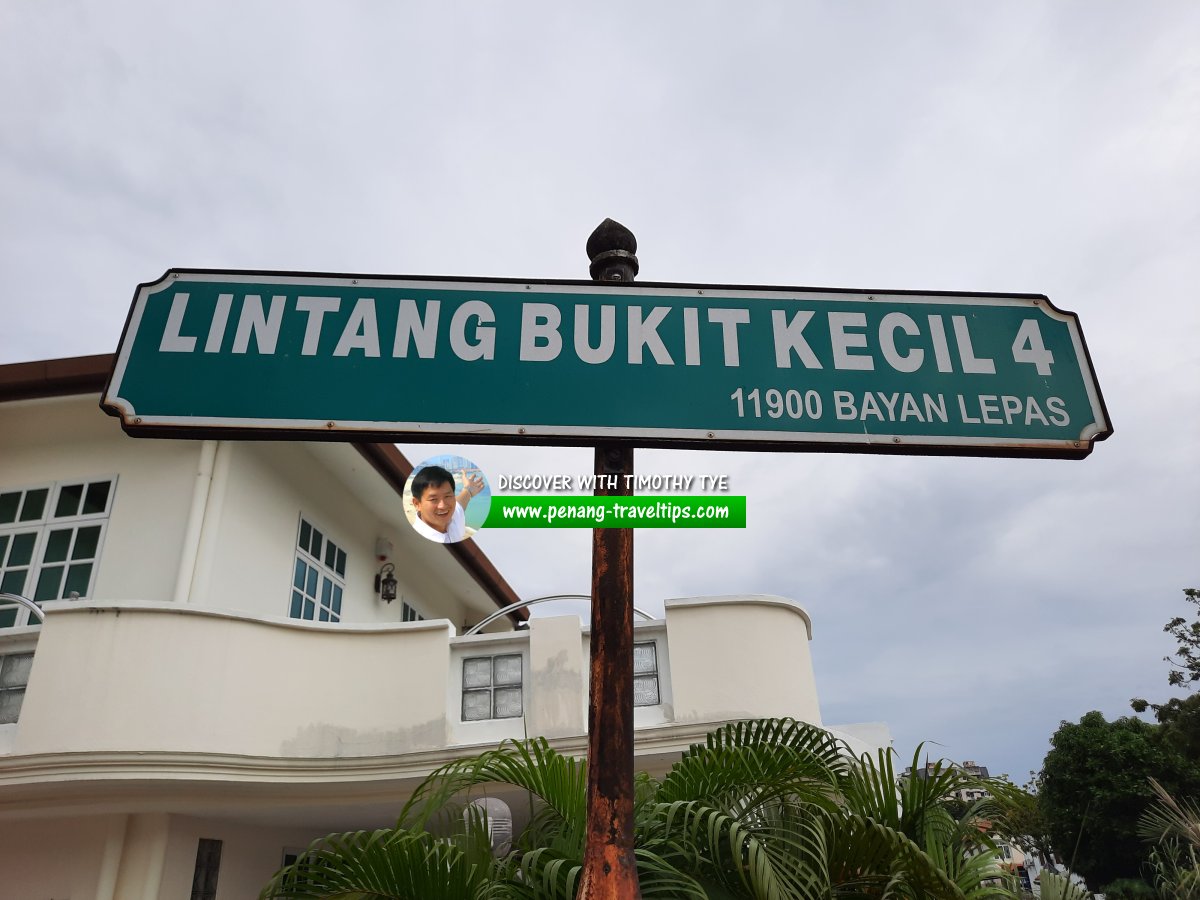 Lintang Bukit Kecil 4 roadsign