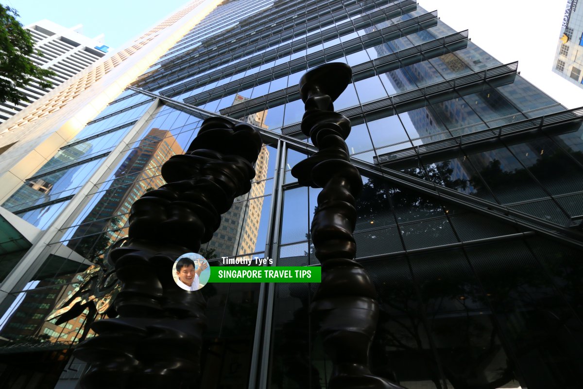 Sculpture at One Raffles Place