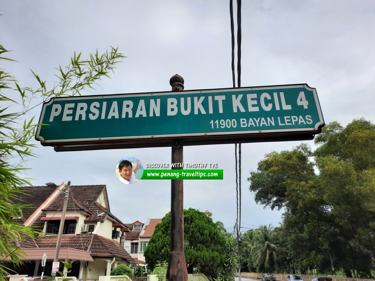 Persiaran Bukit Kecil 4 roadsign