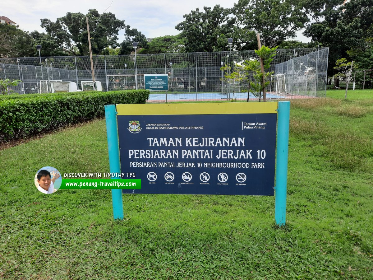 Persiaran Pantai Jerjak roadsign