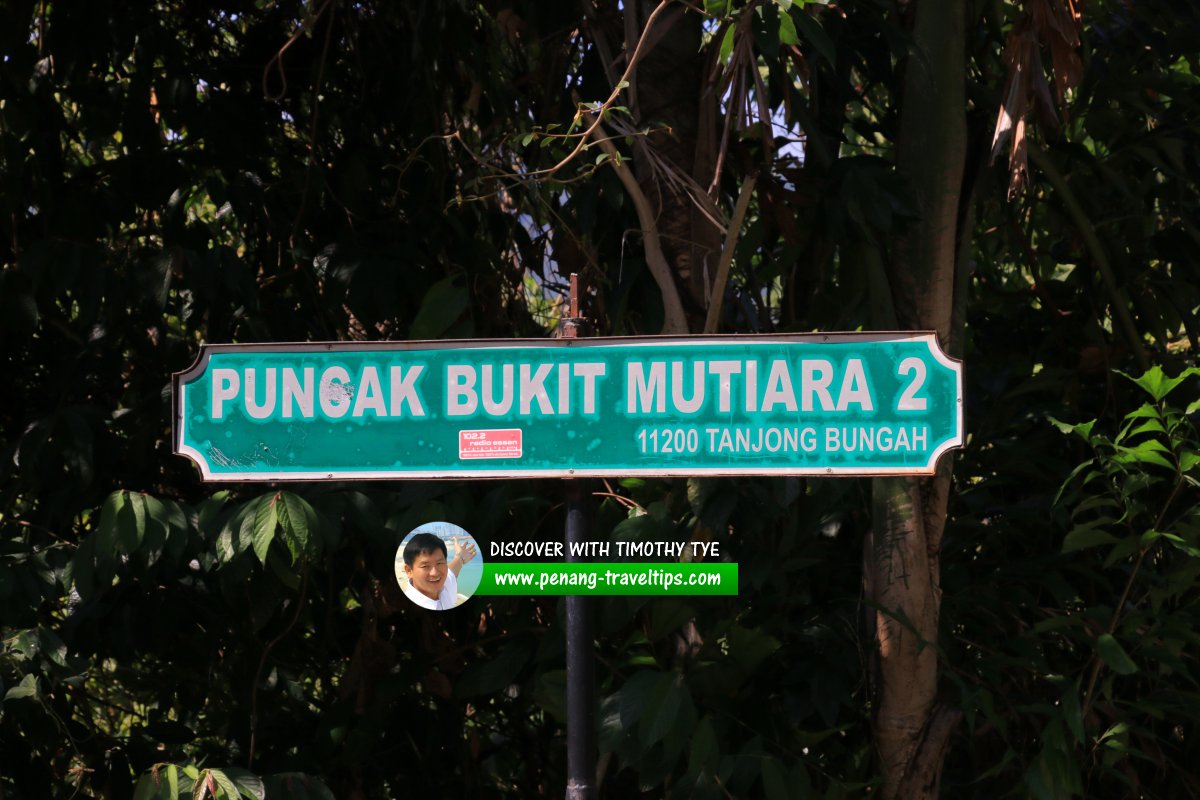 Puncak Bukit Mutiara 2 roadsign