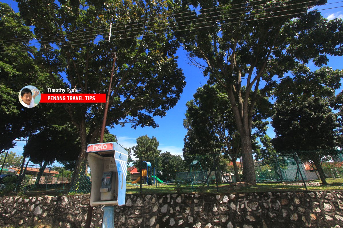 Taman Kejiranan Jalan Bunga Raya, Bukit Gelugor, Penang