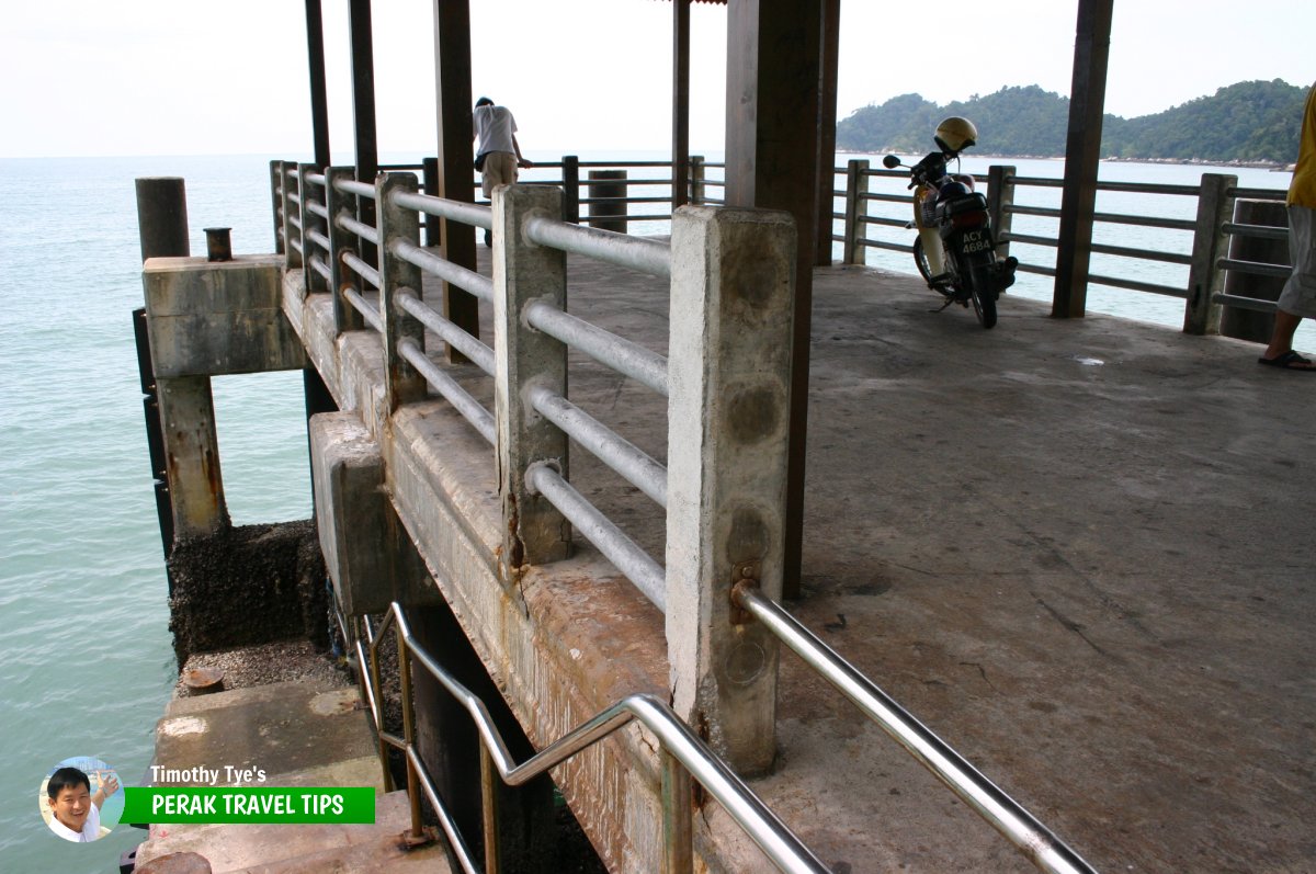 Teluk Ketapang Pier