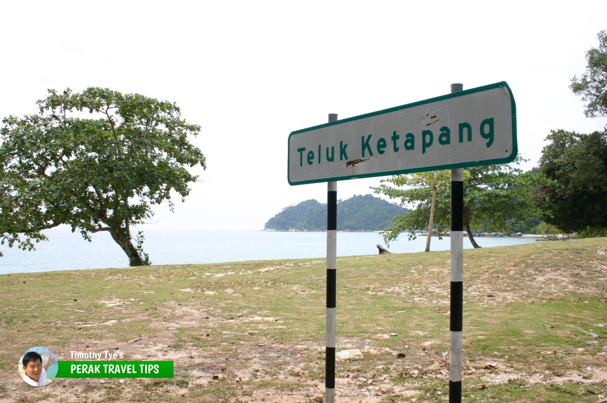 Teluk Ketapang signage