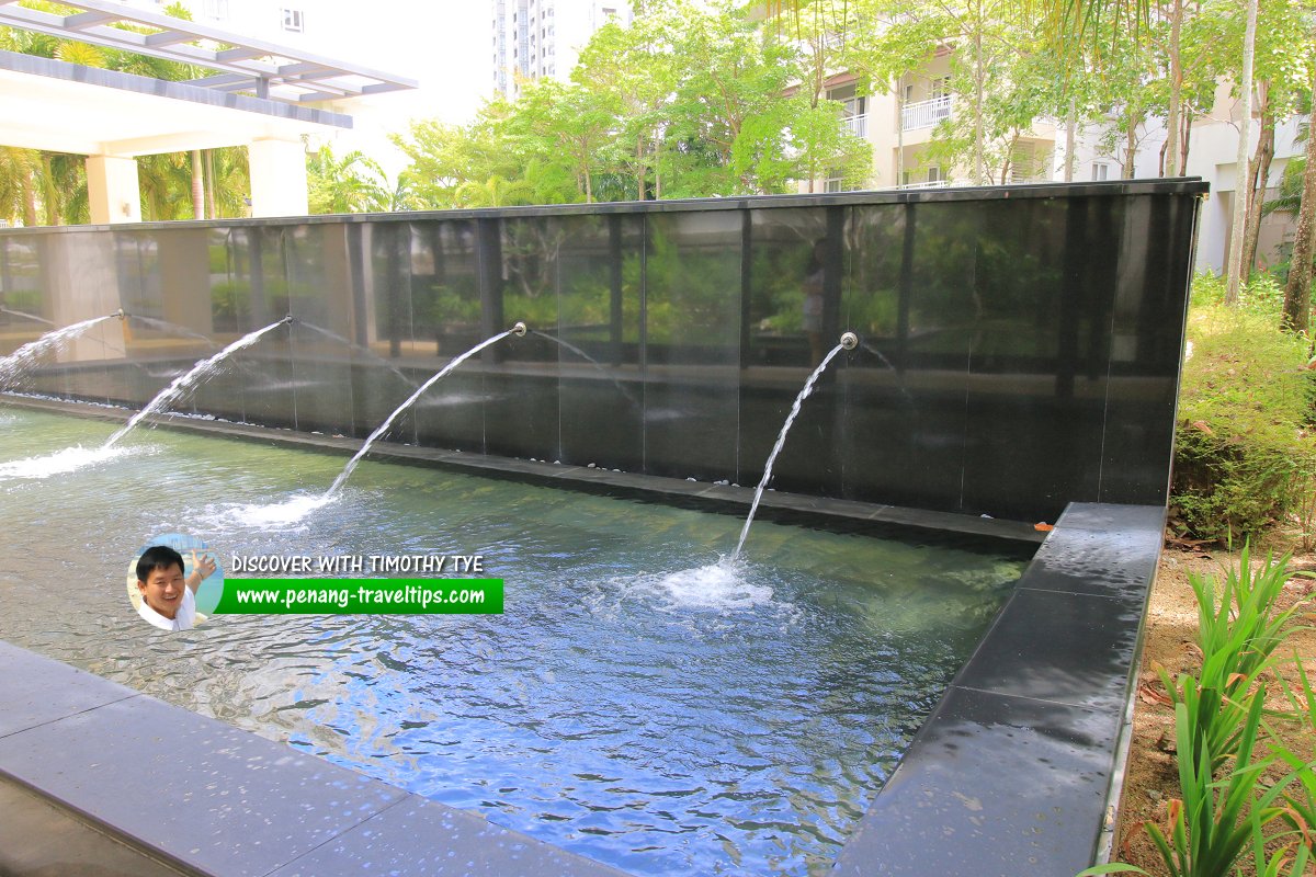 Water features at Andaman Quayside