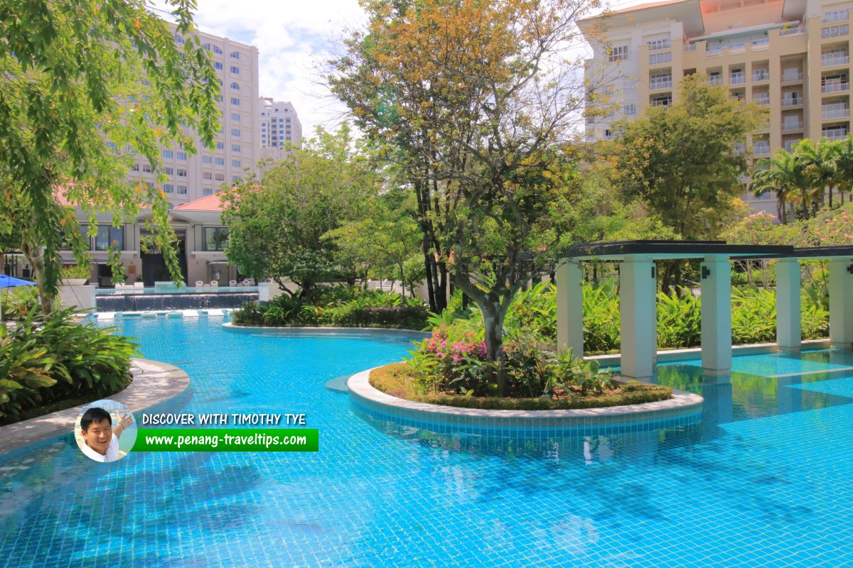 The swimming pool at Andaman Quayside