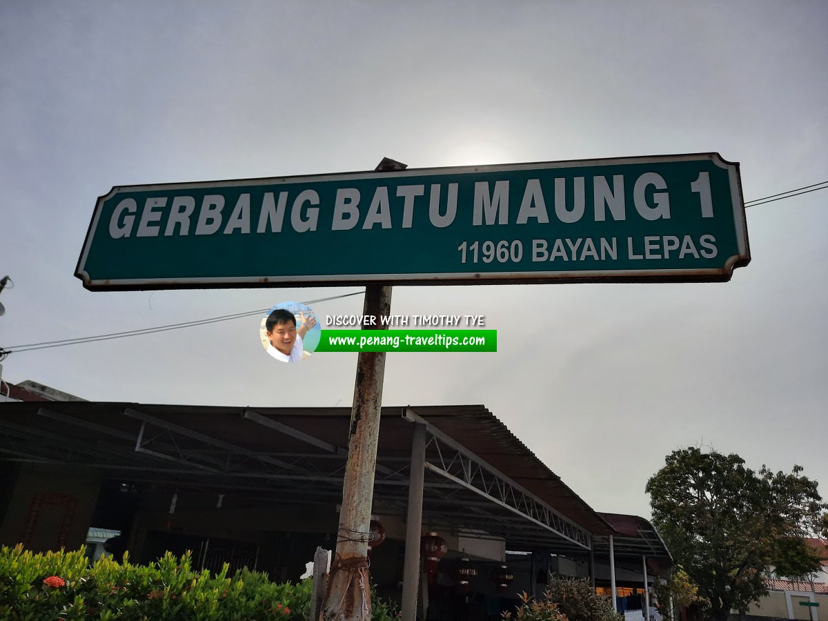 Gerbang Batu Maung 1 roadsign