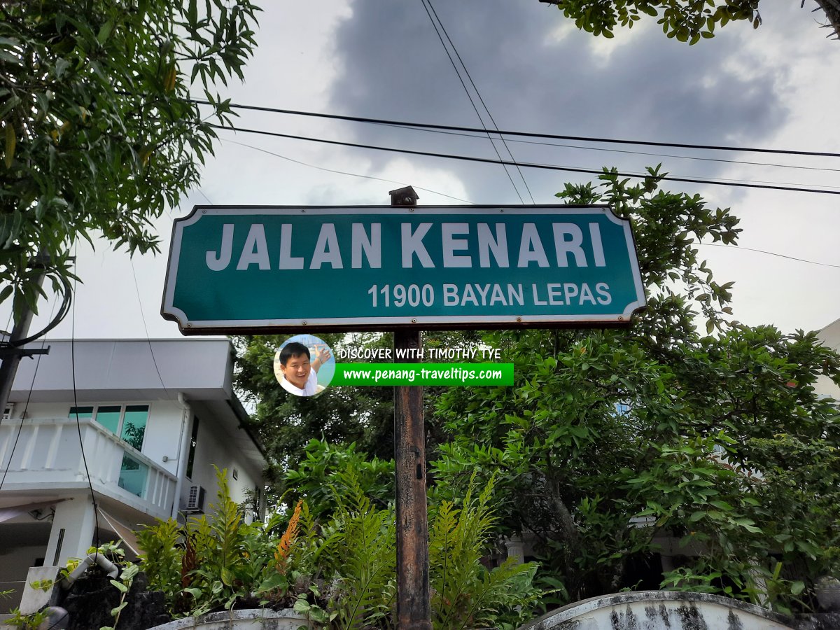 Jalan Kenari roadsign