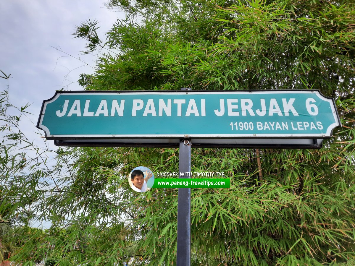 Jalan Pantai Jerjak 6 roadsign