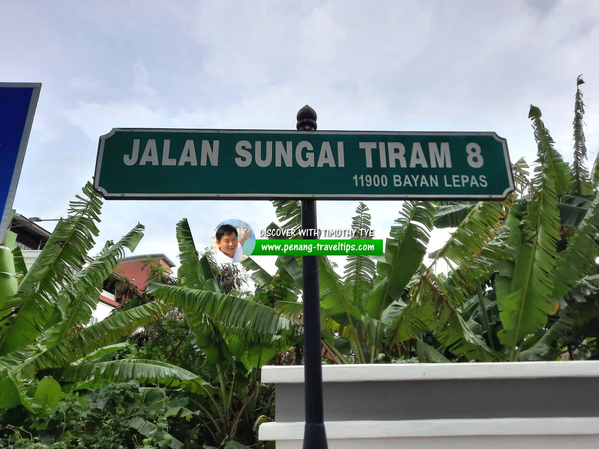 Jalan Sungai Tiram 8 roadsign