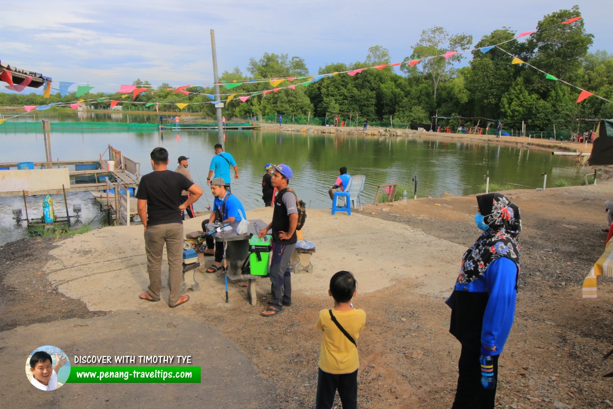 Kolam Pancing Rizqeen, Batu Kawan