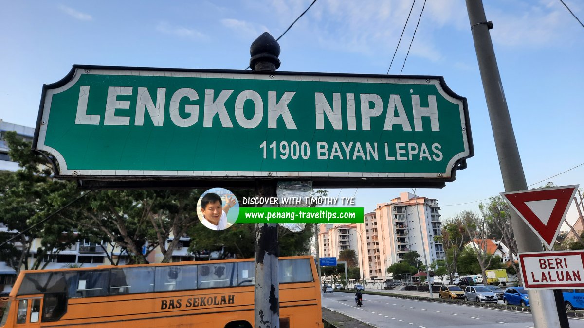 Lengkok Nipah roadsign