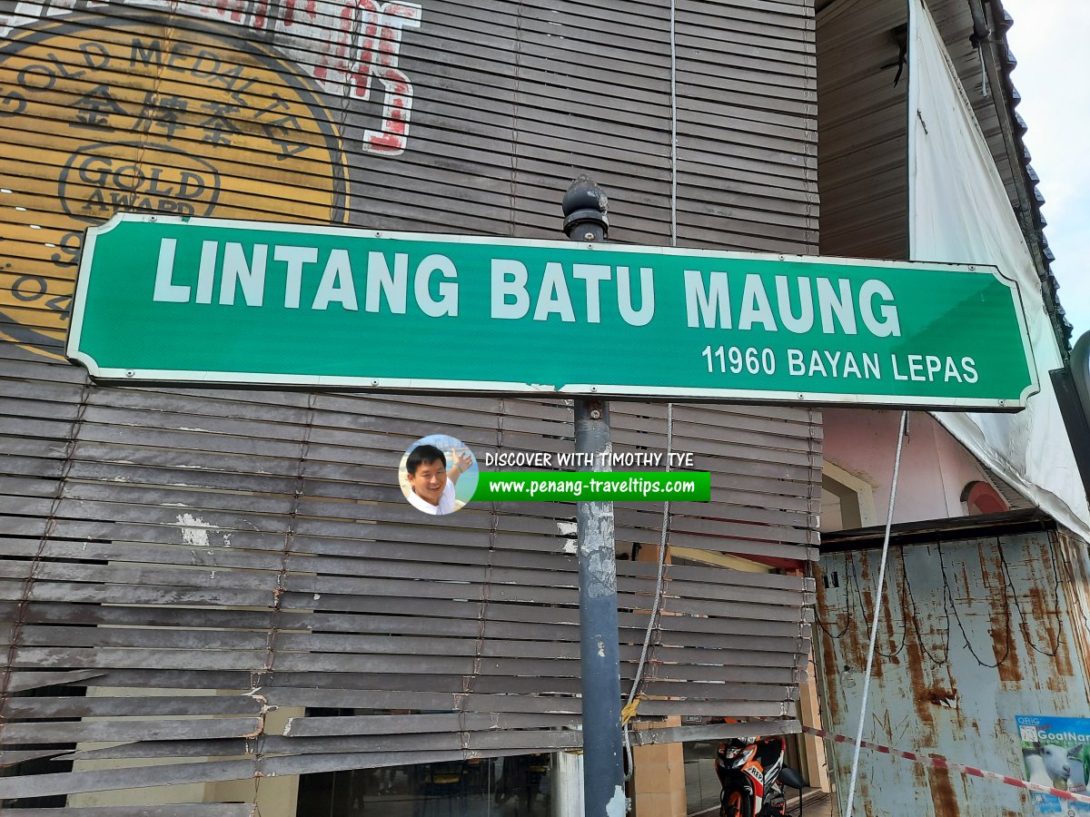 Lintang Batu Maung roadsign