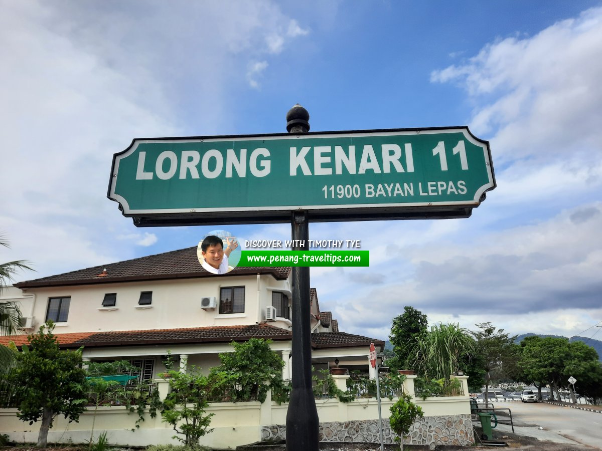 Lorong Kenari 11 roadsign