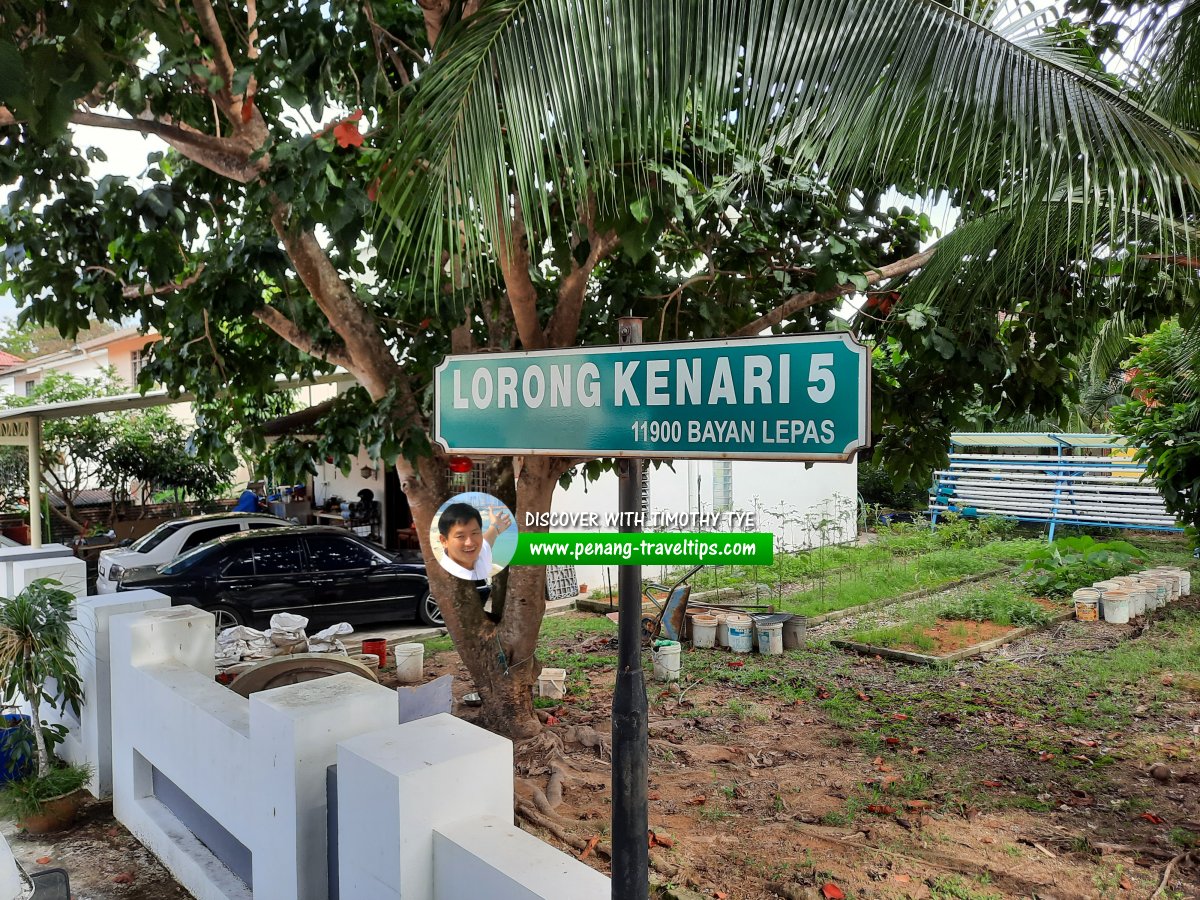 Lorong Kenari 5 roadsign