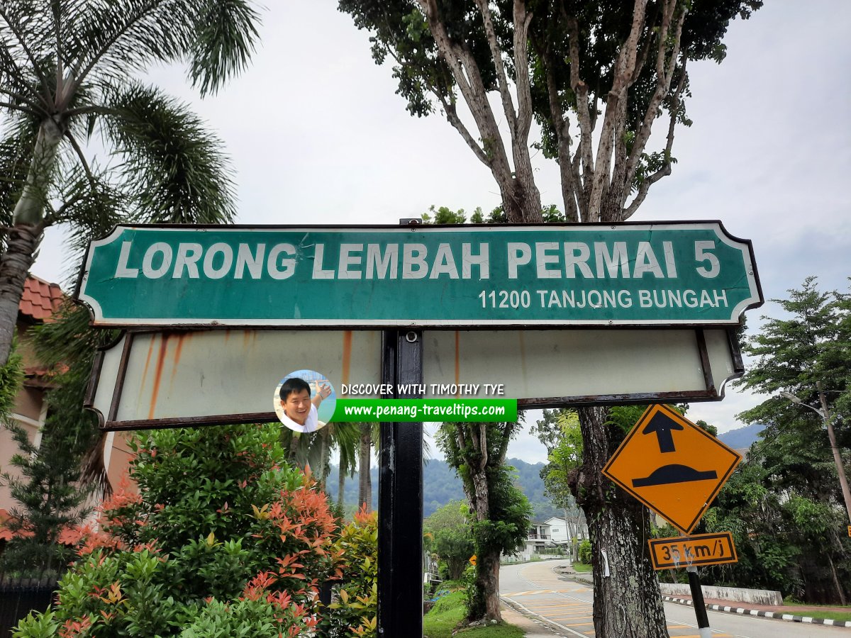 Lorong Lembah Permai 5 roadsign