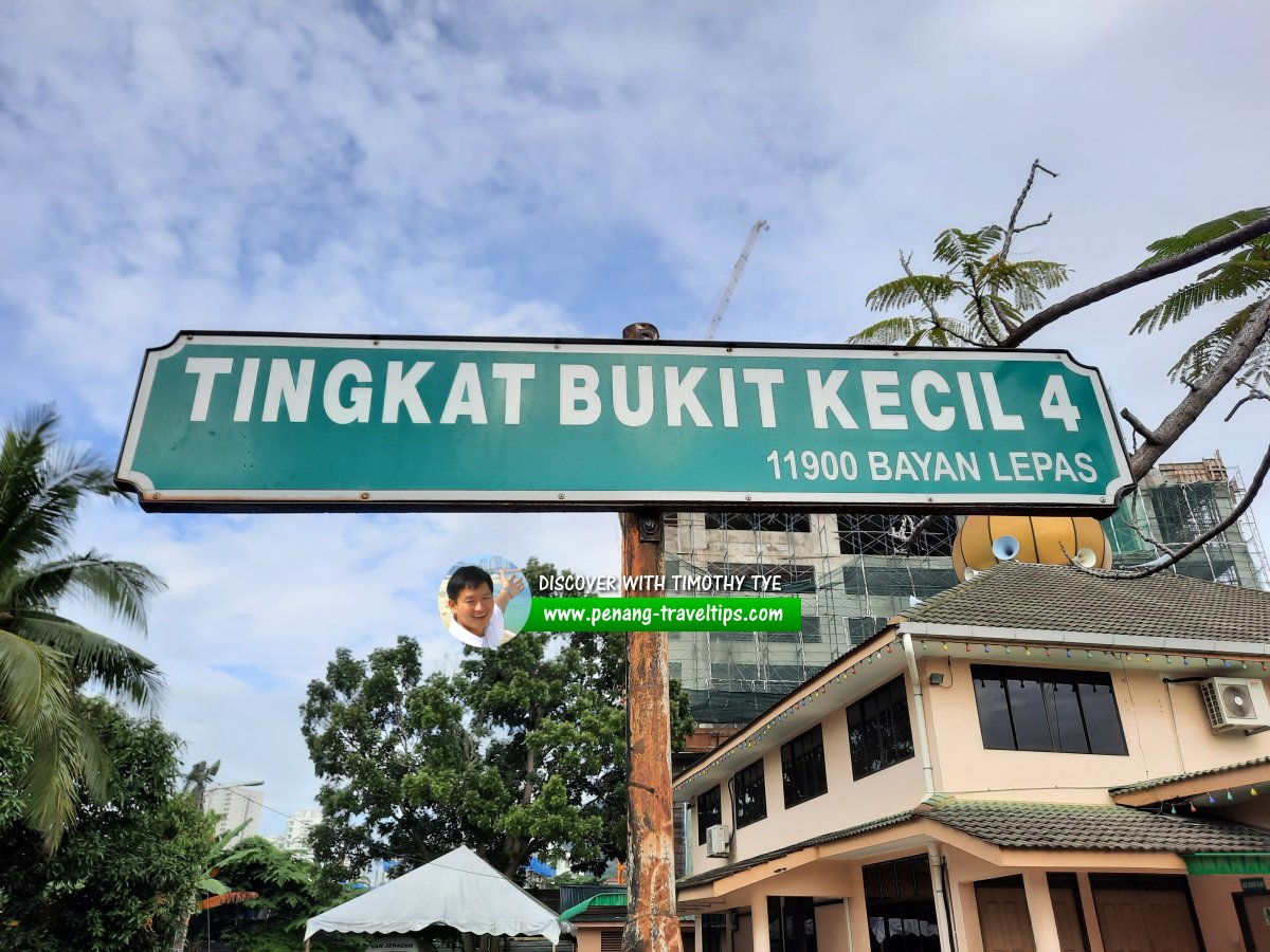 Tingkat Bukit Kecil 4 roadsign