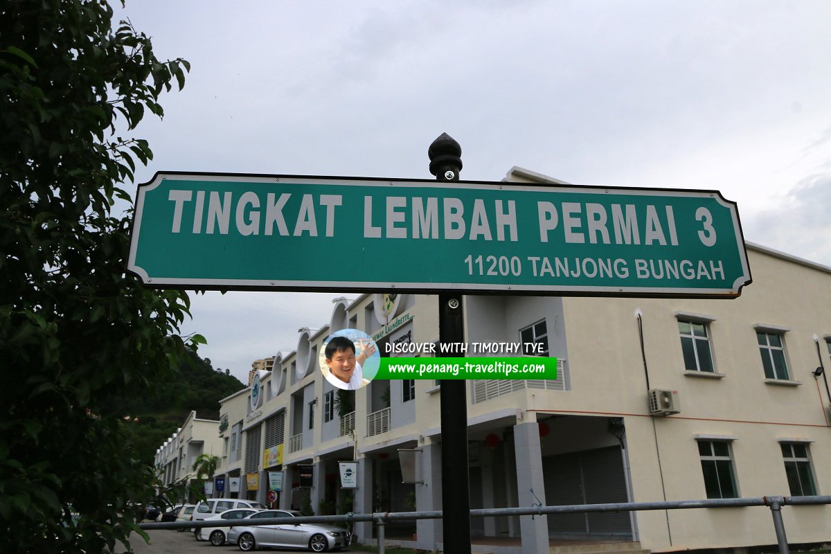 Tingkat Lembah Permai 3 roadsign