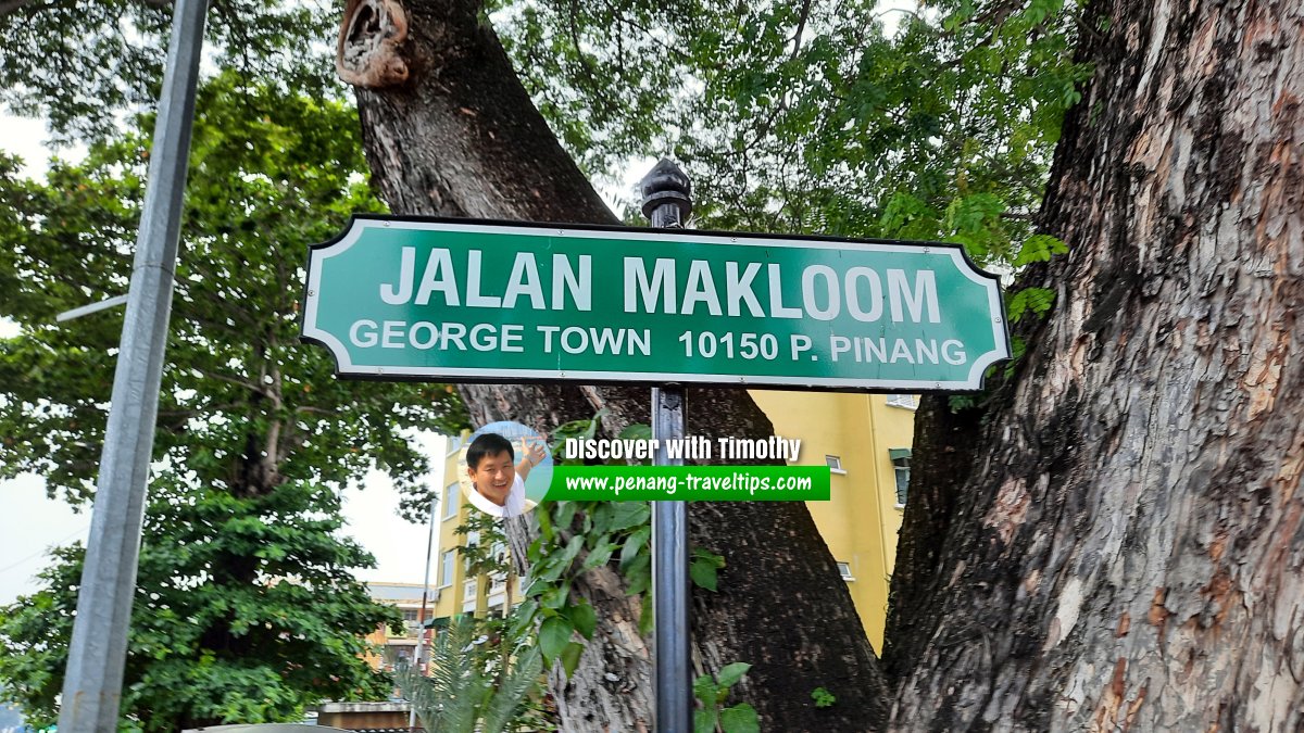 Jalan Makloom roadsign