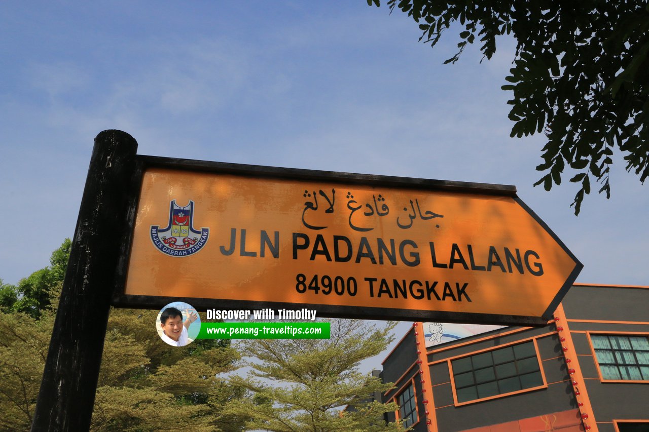 Jalan Padang Lalang roadsign