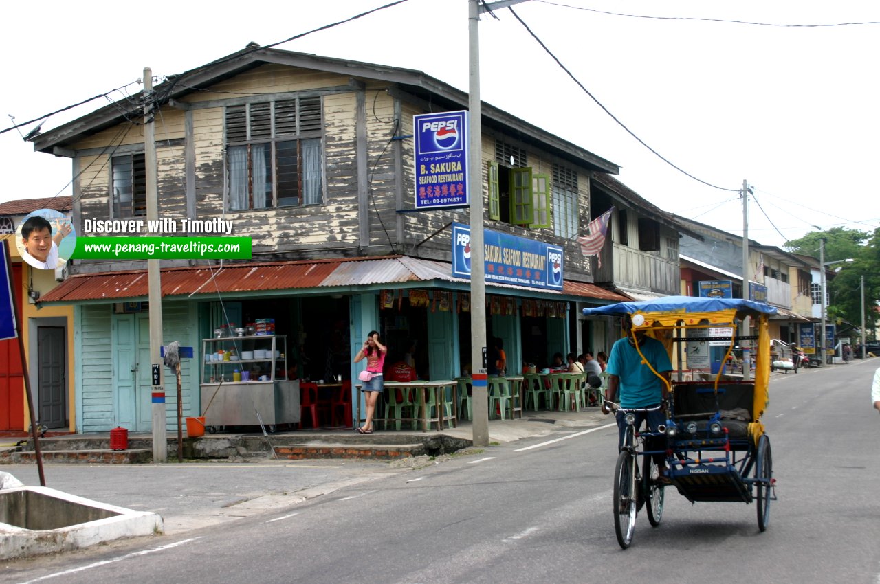 A Chinese coffee shop in Kuala Besut