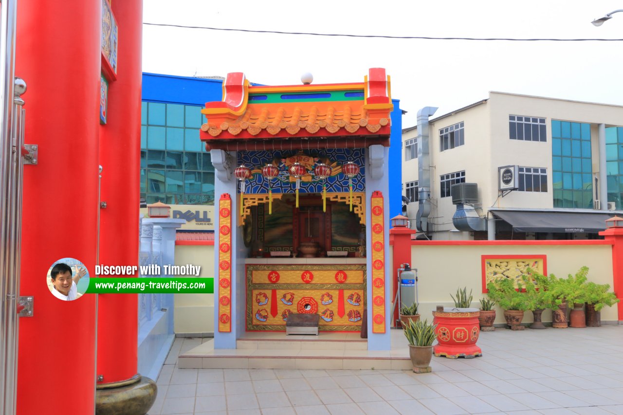 Long Du Gong Temple, Kluang