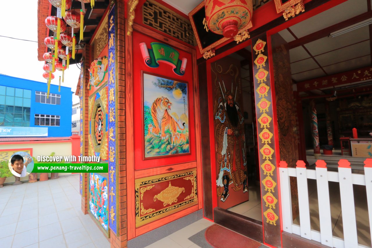 Long Du Gong Temple, Kluang