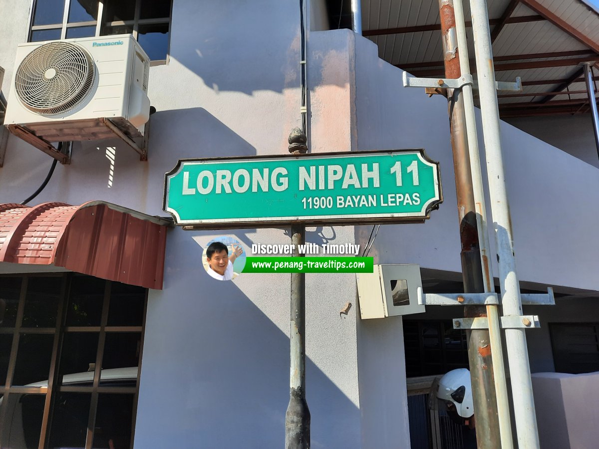 Lorong Nipah 11 roadsign
