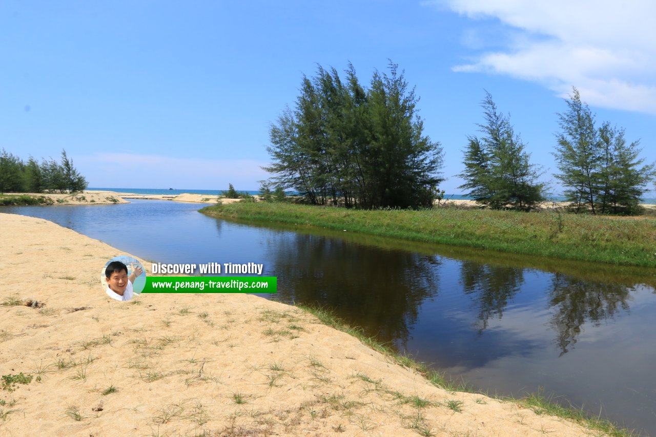 Pantai Air Tawar, Terengganu