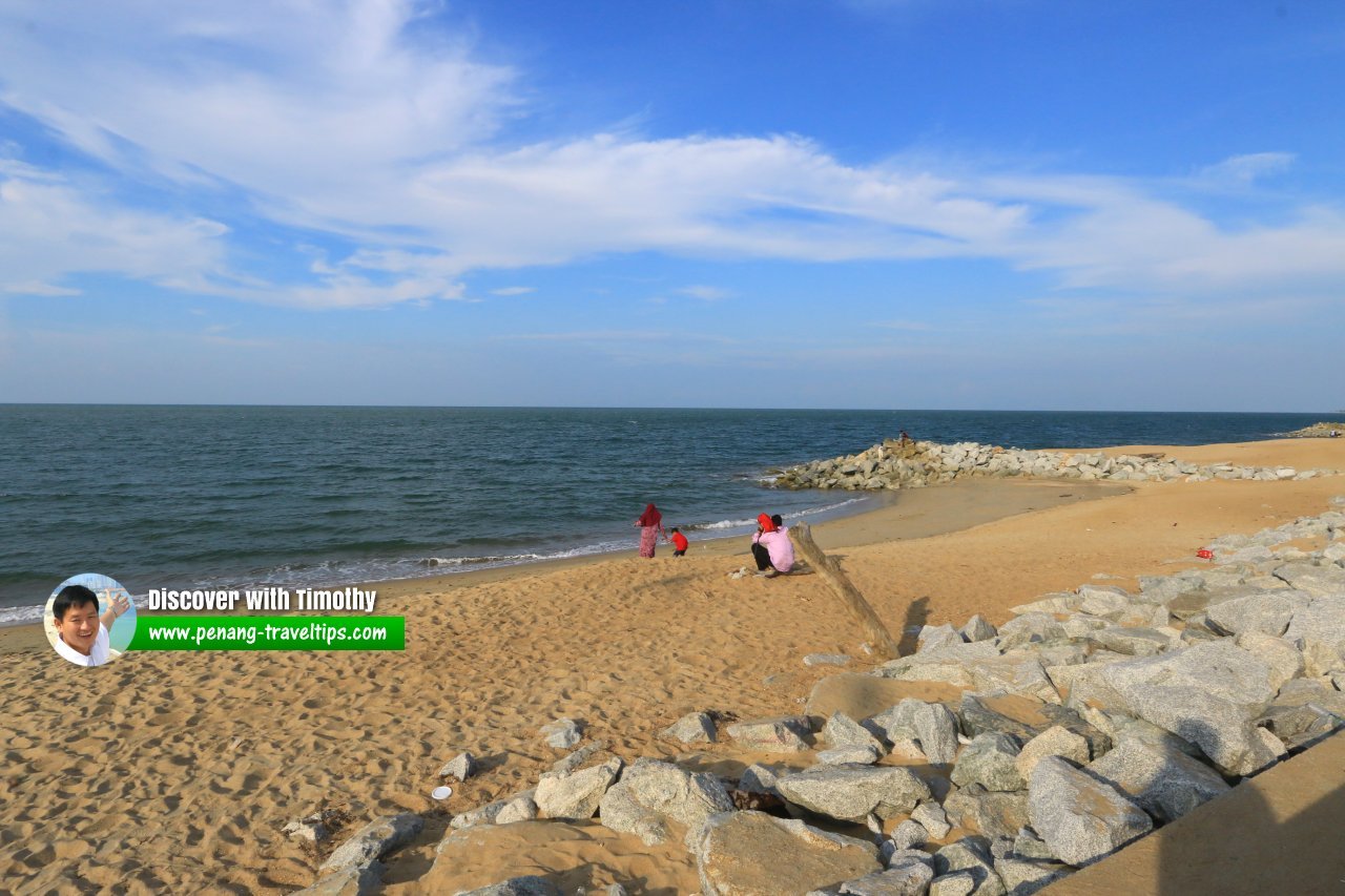 Pantai Cahaya Bulan, Kota Bharu