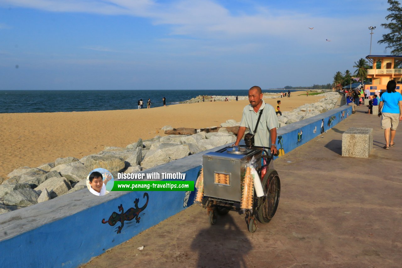 Pantai Cahaya Bulan, Kota Bharu