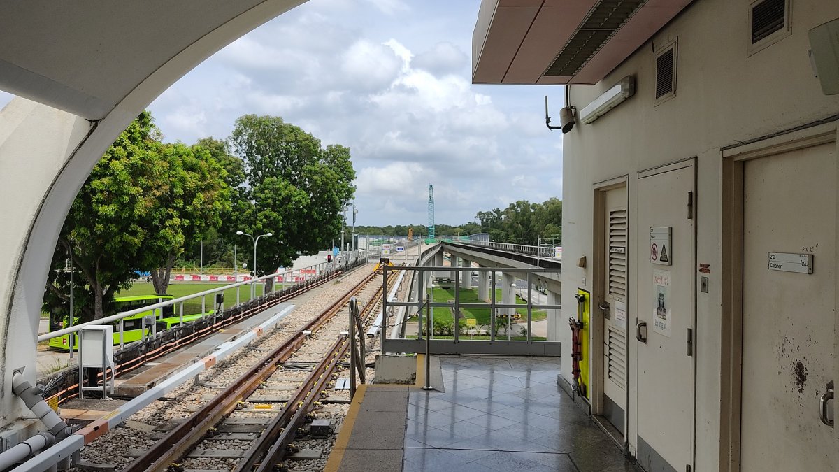 Pasir Ris MRT Station