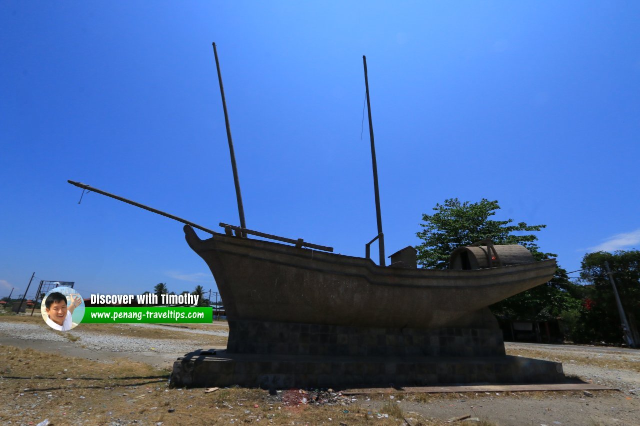 Perahu Bedar Monument, Tok Bali