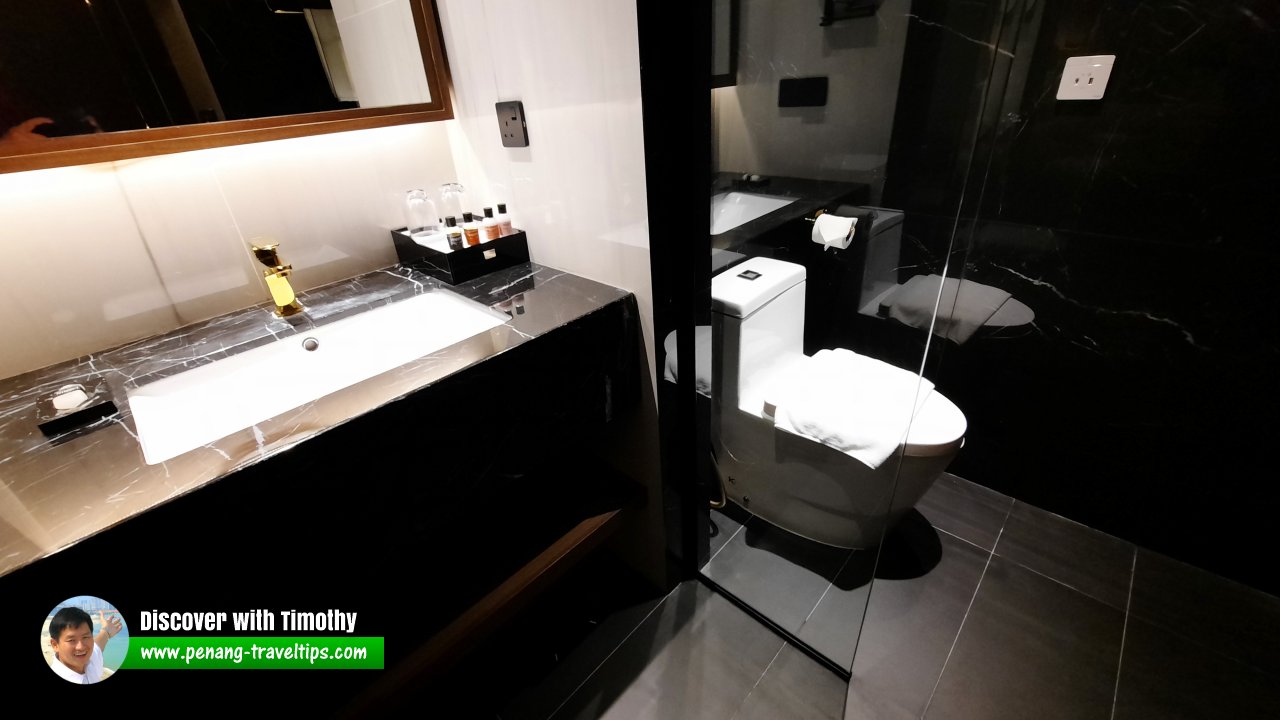 Premium Plus Room, The Granite Luxury Hotel