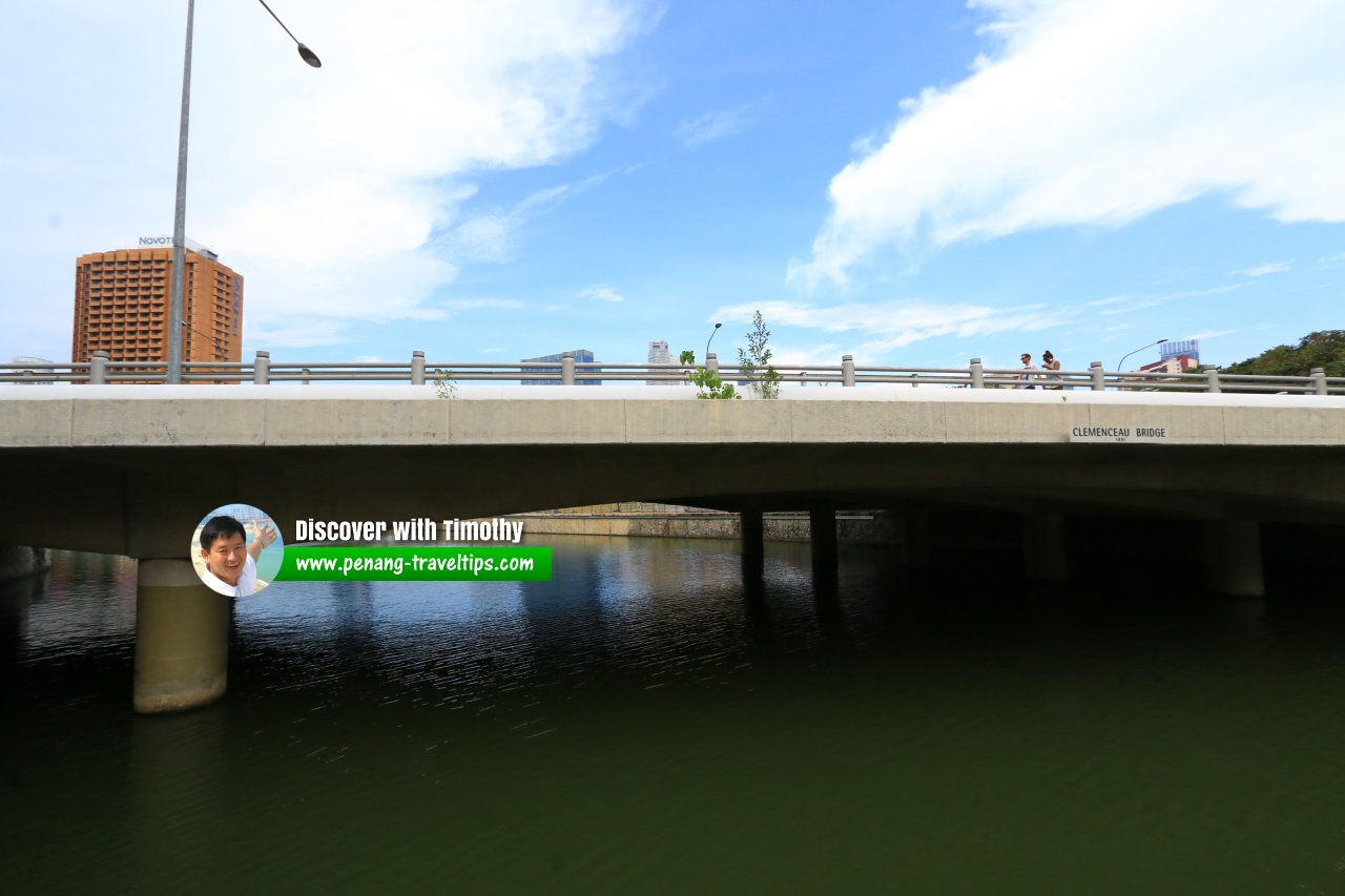 Clemenceau Bridge, Singapore