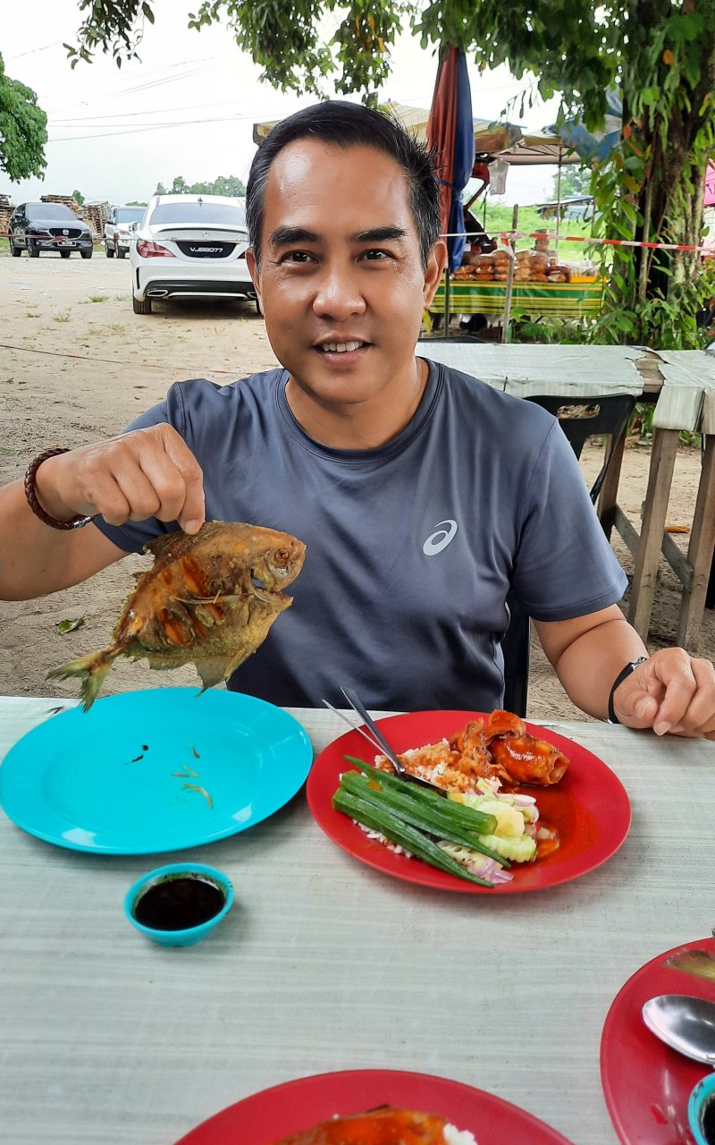 Ikan Bawal @ Juru, Warung Kelapa Sawit, Kampung Tok Kangar