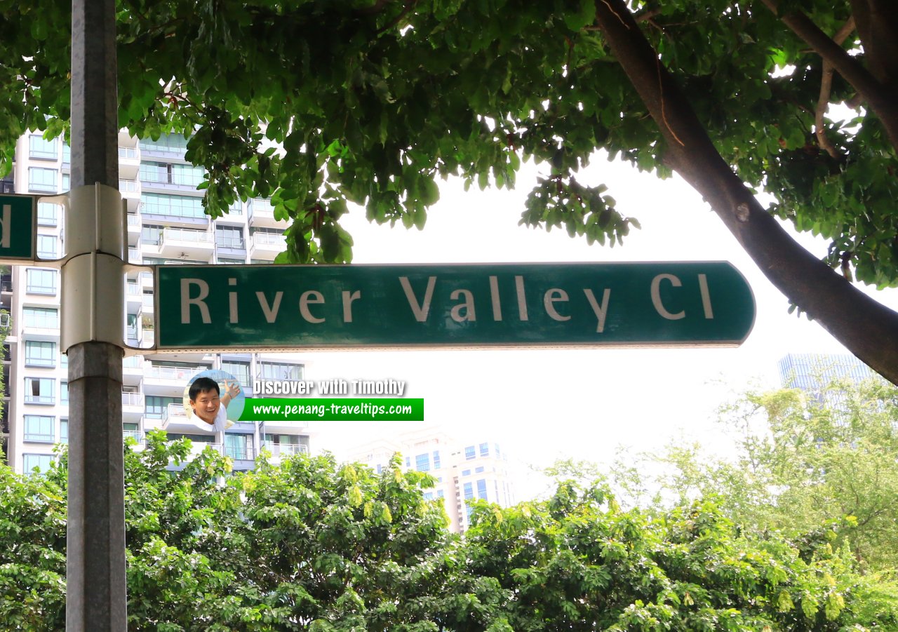 River Valley Close roadsign