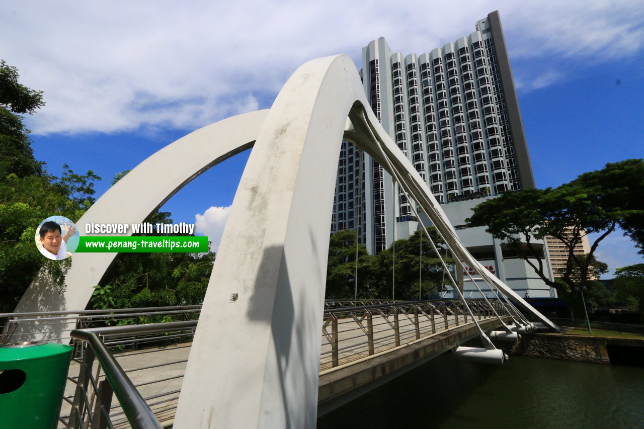 Robertson Bridge, Singapore