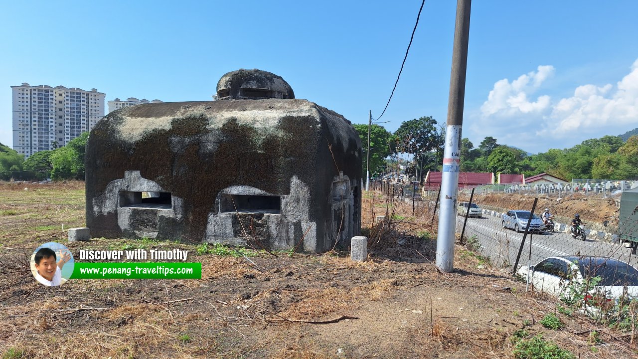 Pillbox C, Mount Erskine Cemetery