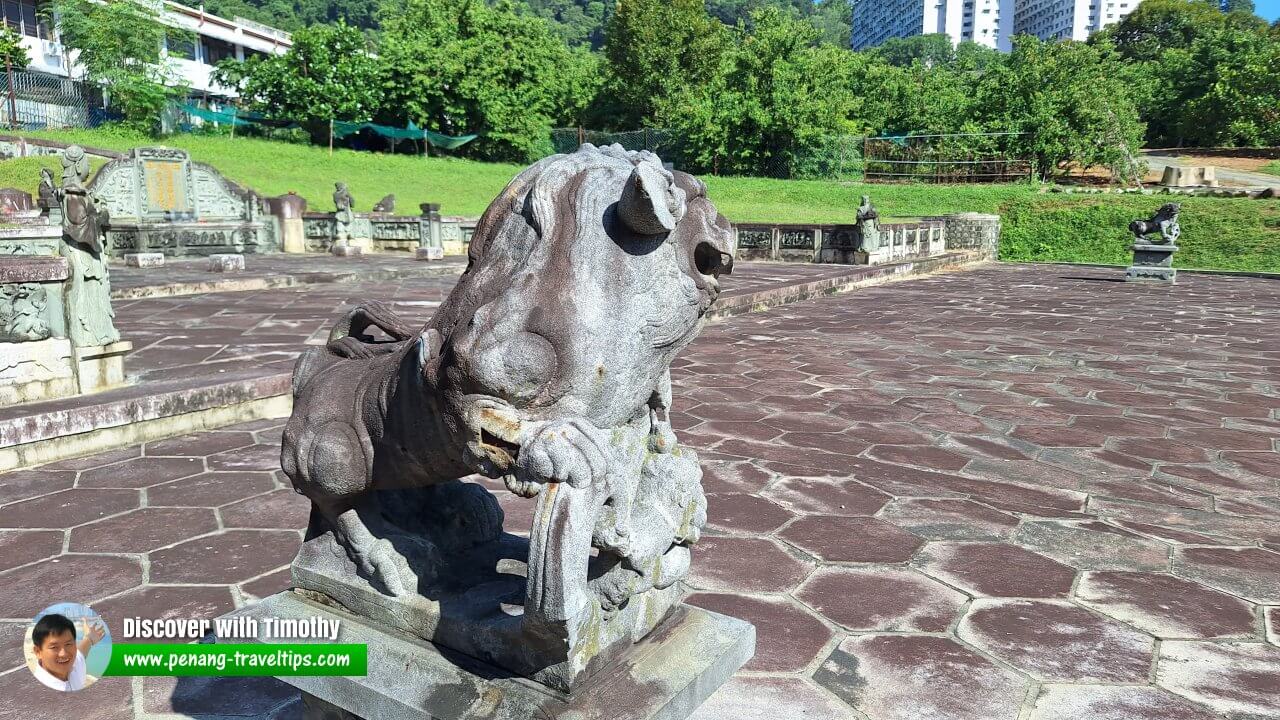 Kapitan Chung Keng Quee's Tomb