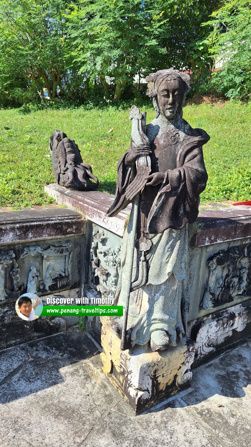 Kapitan Chung Keng Quee's Tomb