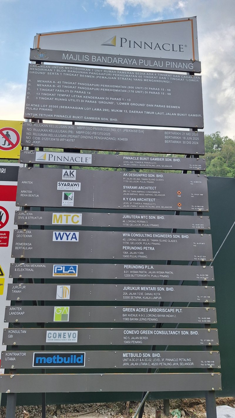 Pinnacle Bukit Gambier project signboard