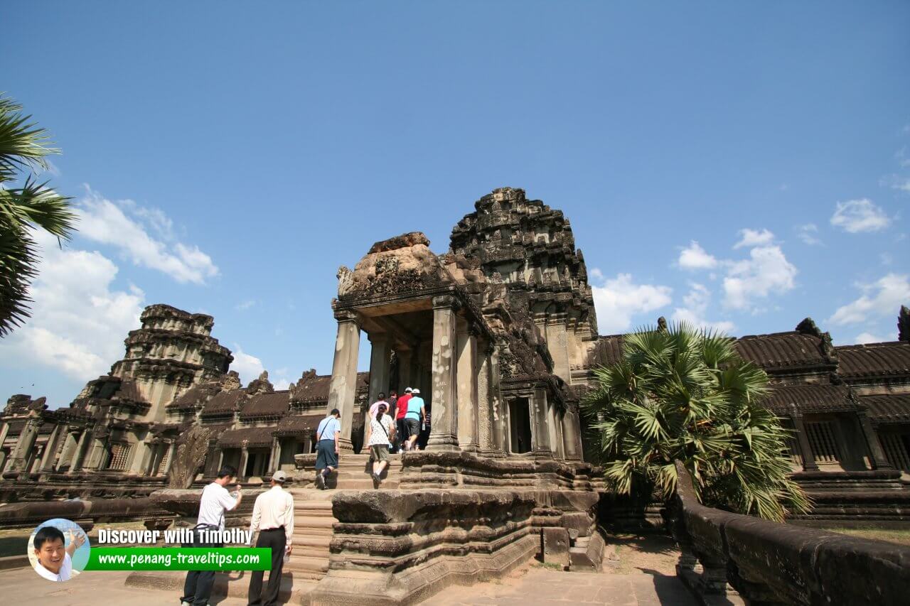 West Gopura