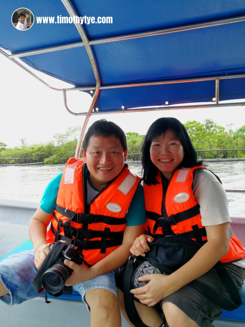 Enjoying the Mangrove Boat trip with Dev's Adventure Tours