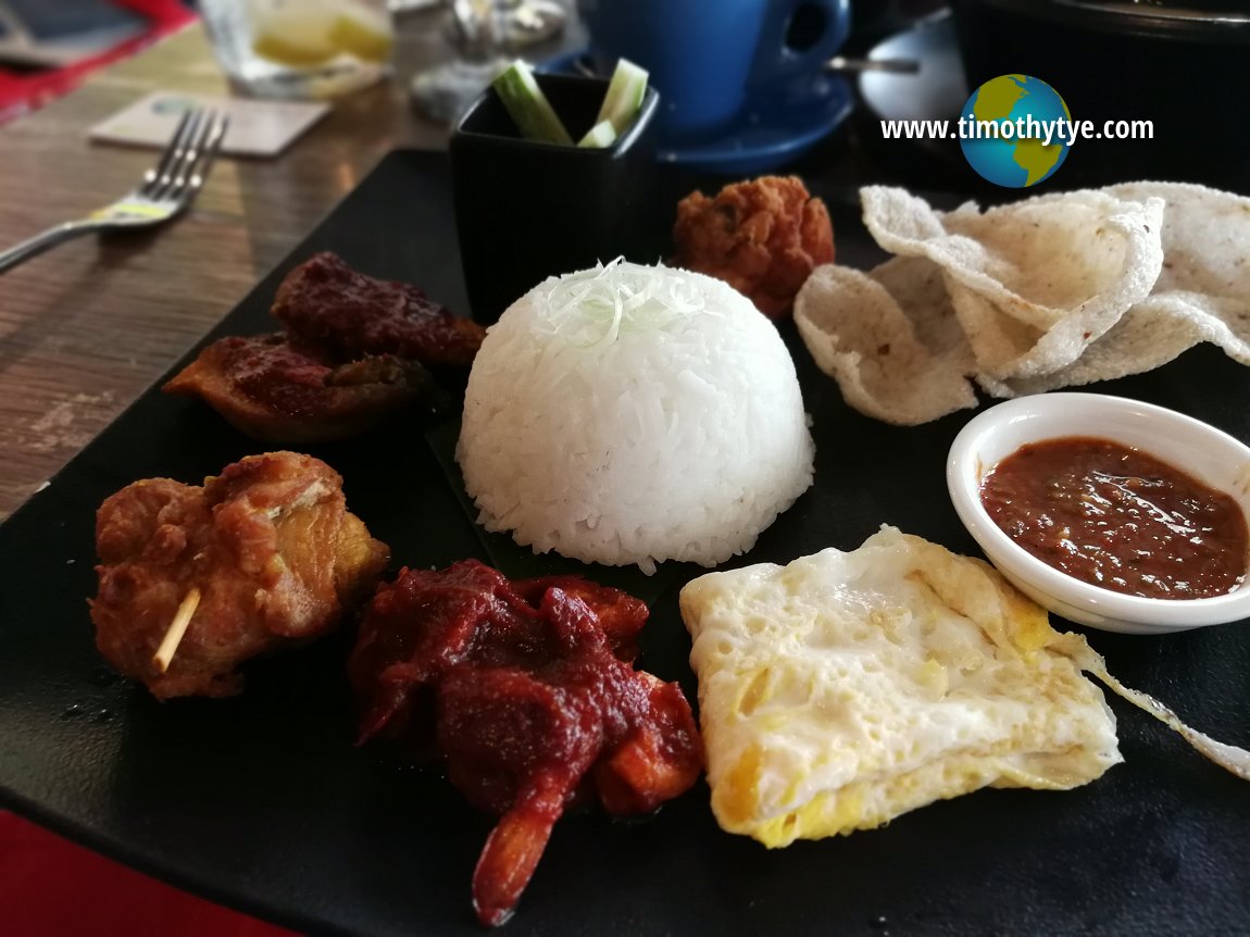 CS Cafe, Cinta Sayang Resort