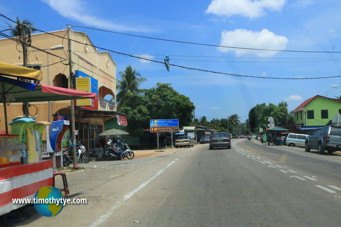 State Route D174 towards Pengkalan Kubor